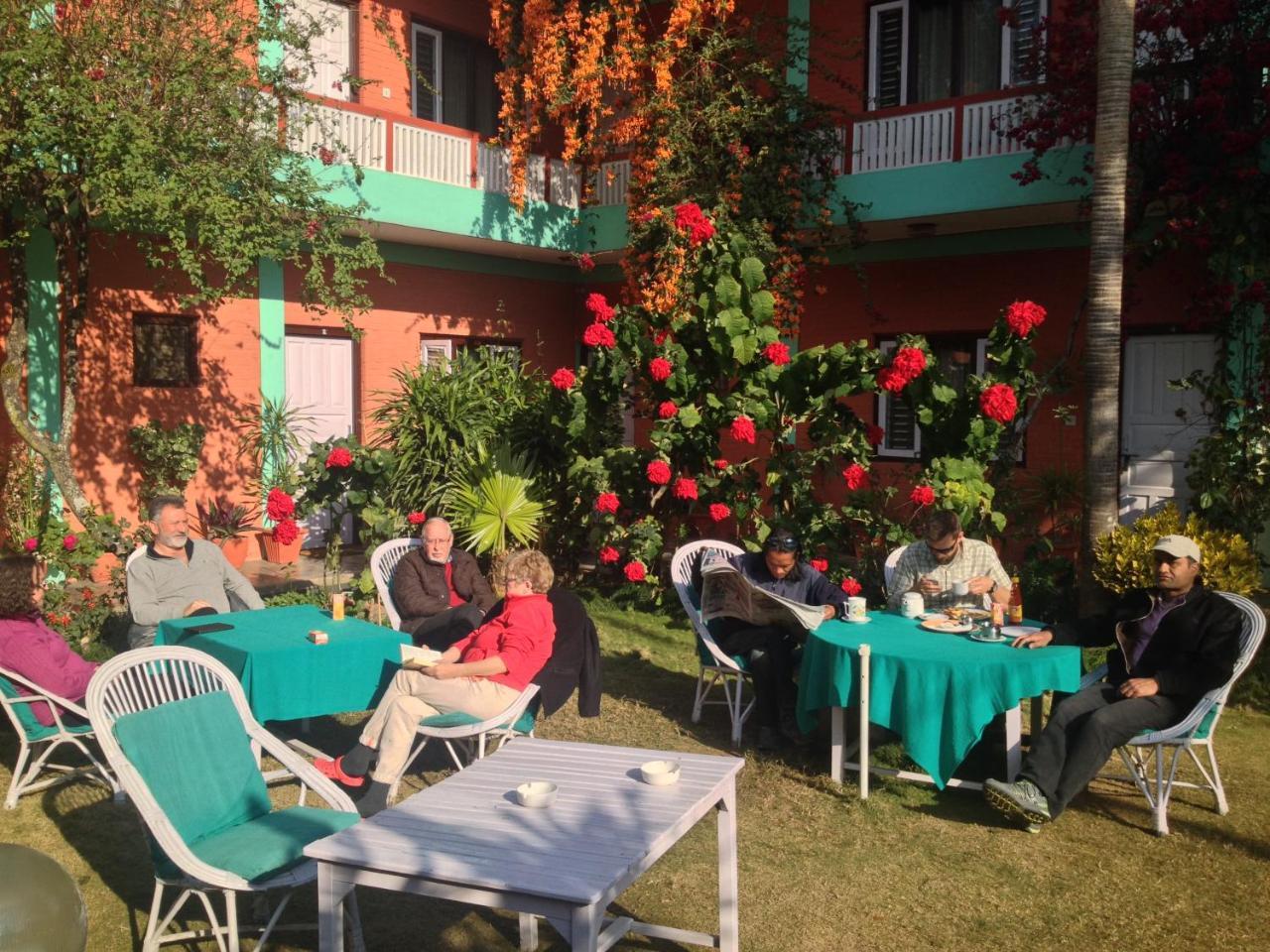 New Pokhara Lodge - Pokhara Lakeside Zewnętrze zdjęcie