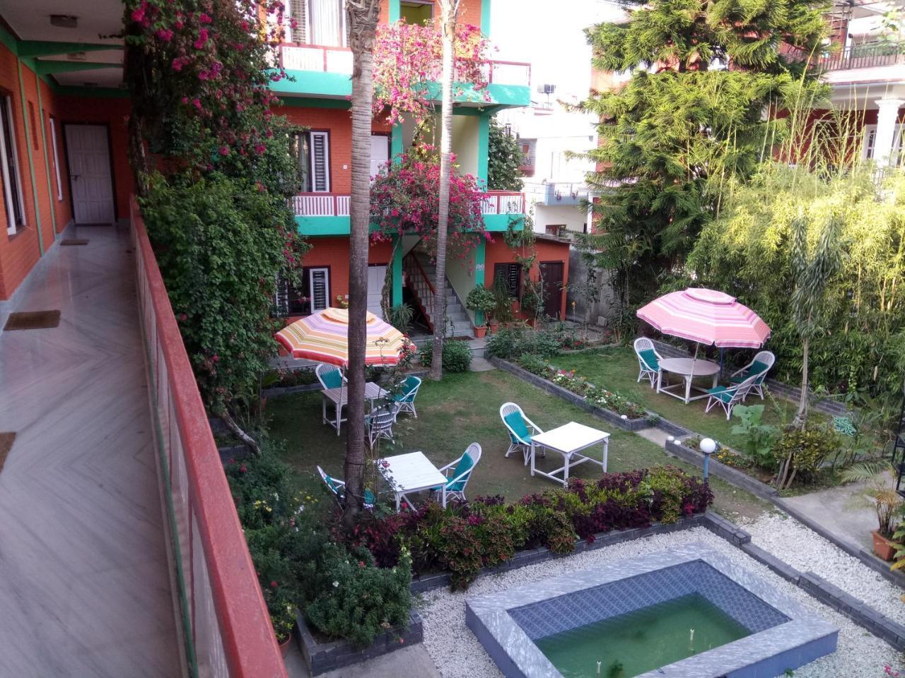 New Pokhara Lodge - Pokhara Lakeside Zewnętrze zdjęcie