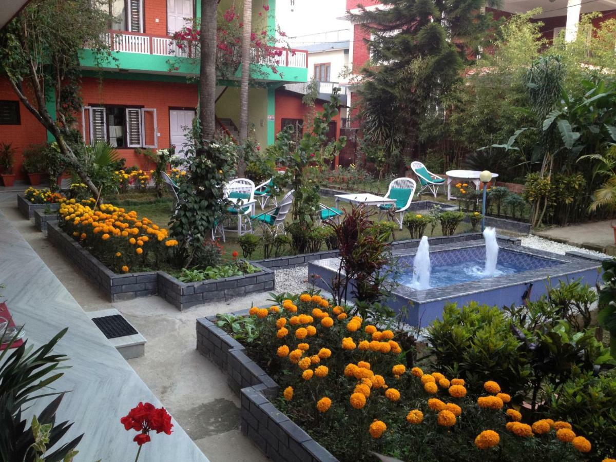 New Pokhara Lodge - Pokhara Lakeside Zewnętrze zdjęcie